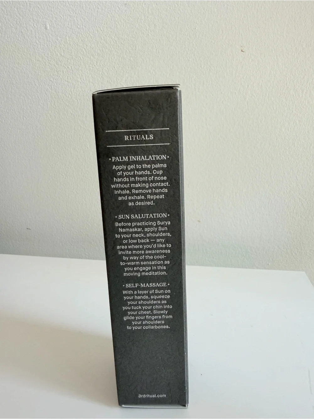 SUN Botanical Body Gel - Black | 3rd Ritual